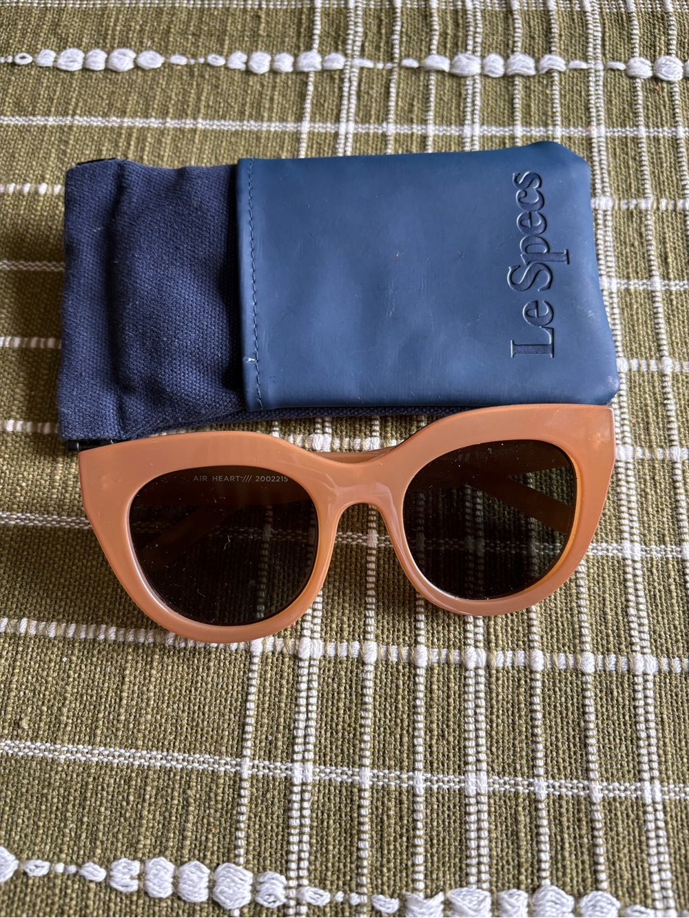 Le Specs Women’s Air Heart Sunglasses